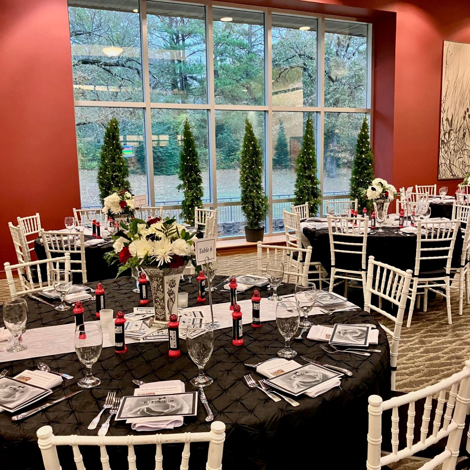 Black Tie Bingo place setting